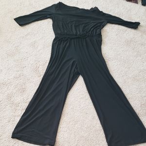 Crew neck slip on jumpsuit keyhole back wide legged